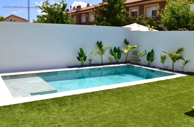 Aquazzaro Piscinas - Piscina Cupira Hueso borde + Marengo interior (2)