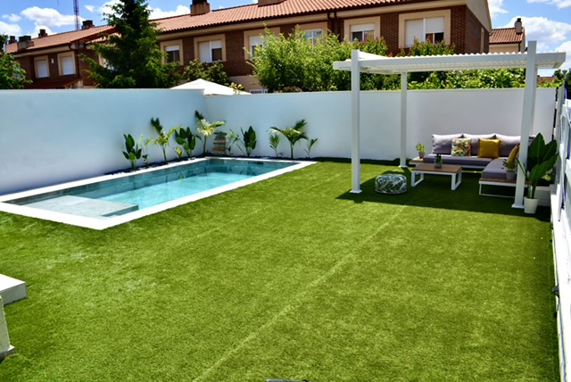 Aquazzaro Piscinas - Piscina Cupira Hueso borde + Marengo interior (4)