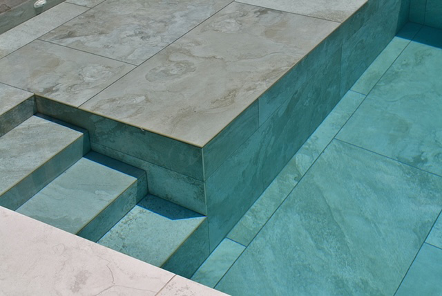 Aquazzaro Piscinas - Piscina Cupira Hueso borde + Marengo interior (7)