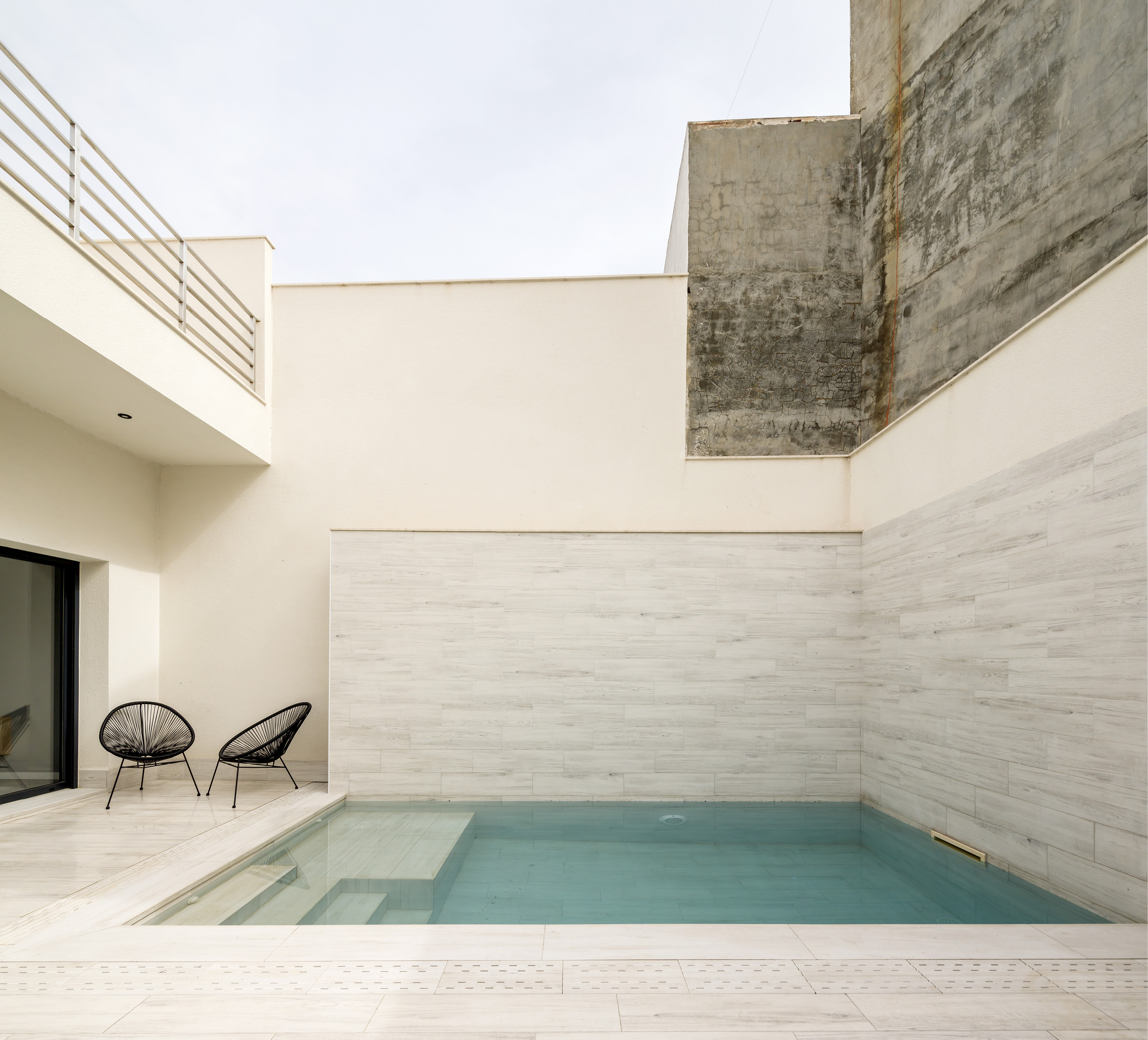 Buhoblanco arquitectos - woods arctic - low