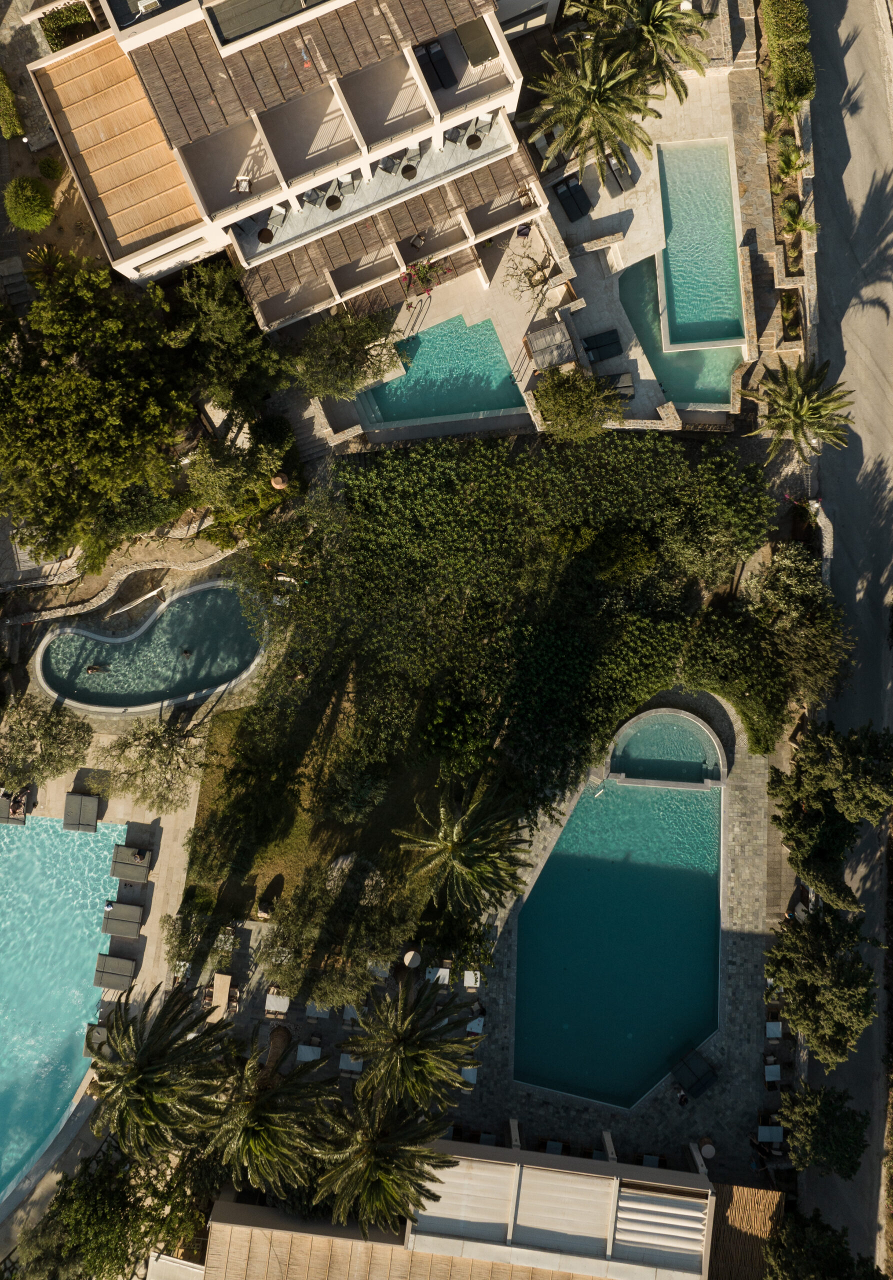 piscina moderna de hotel gracia