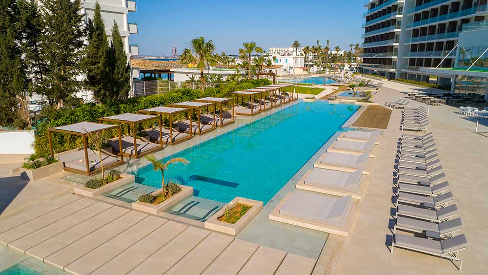 chrysomare beach hotel and resort recenzie