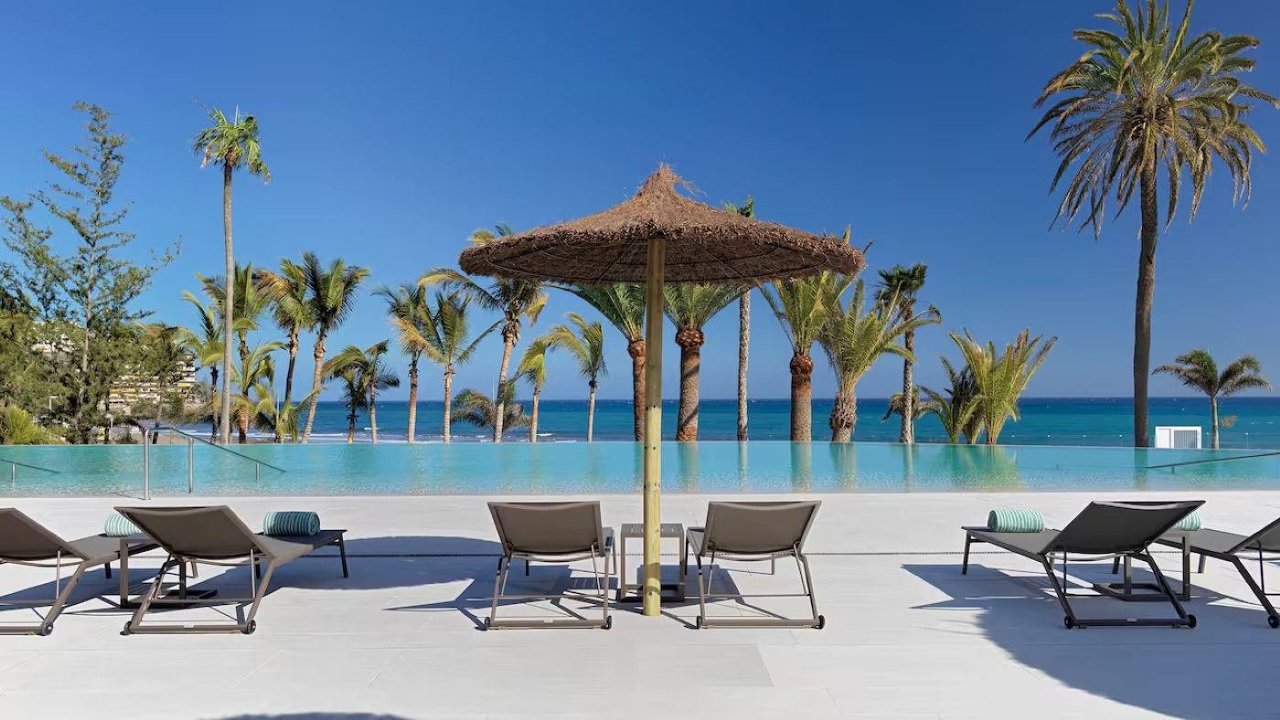piscina infinity en españa