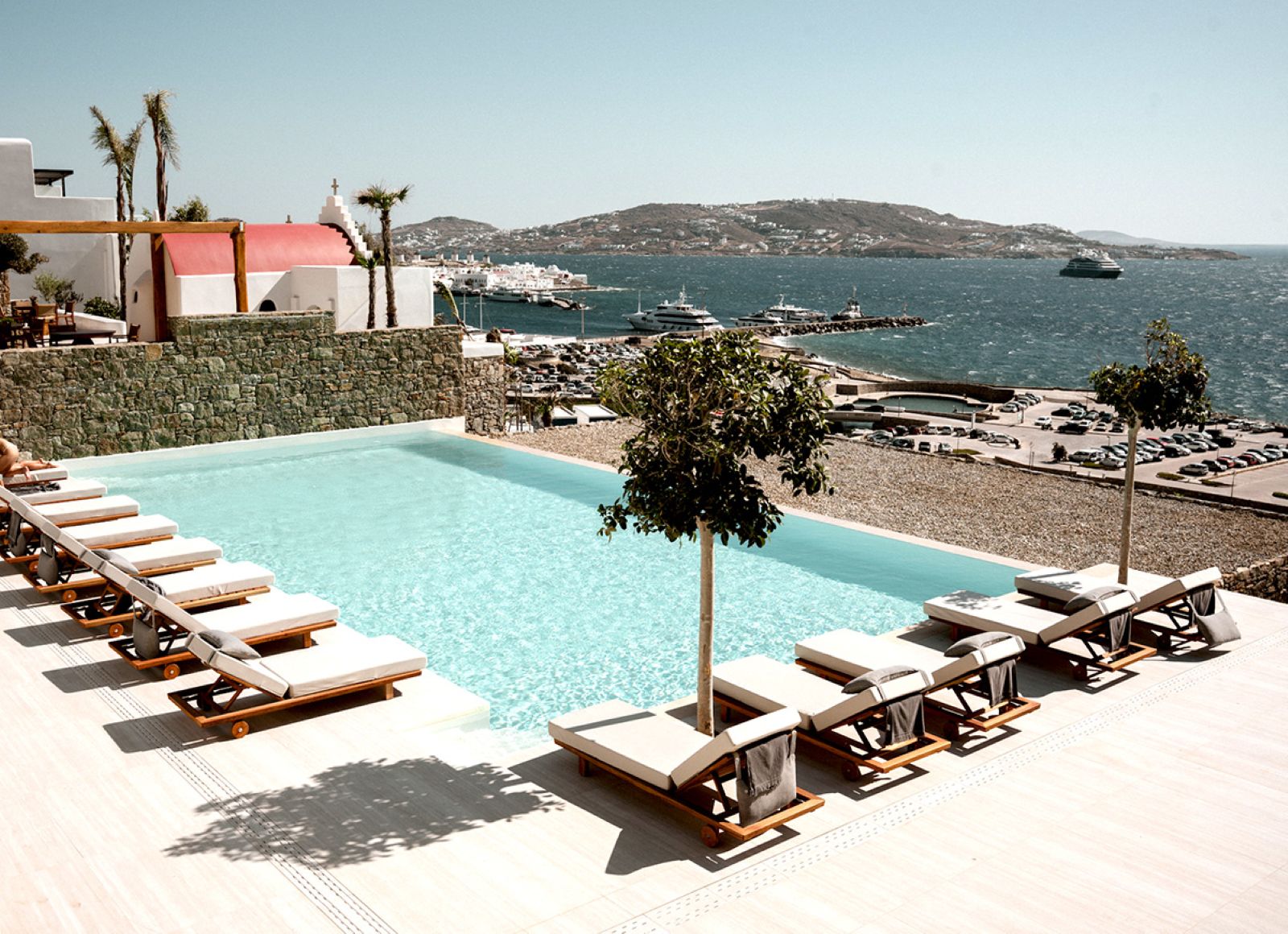 piscina infinita con