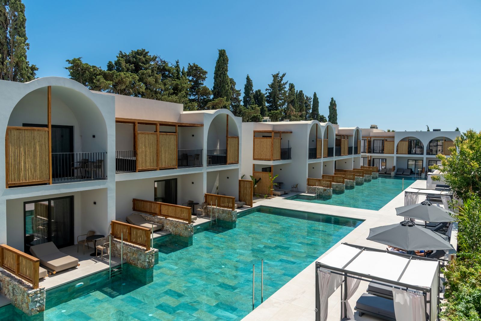proyecto de piscina hotelera
